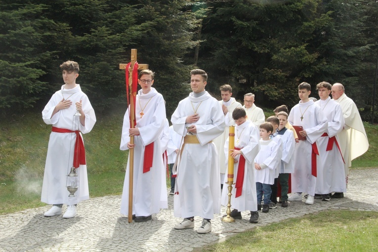 Kamionka Wielka. Wprowadzenie relikwii św. Faustyny