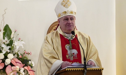 Bp Piotr Greger gościł u sióstr zmartwychwstanek w Kętach.