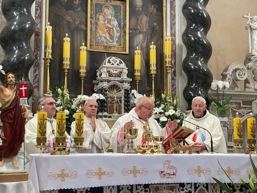 Kard. Stanisław Dziwisz w Pietra Ligure