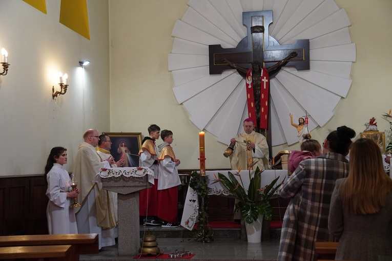 Bp Piotr Wawrzynek we Wrocławiu-Pawłowicach