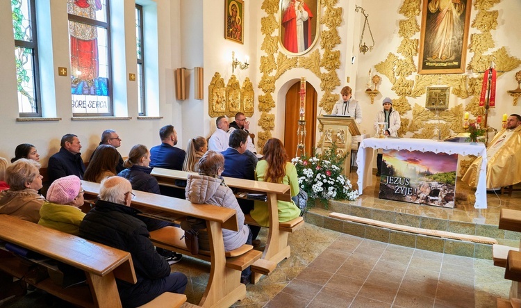 Świerki. Odpust w kościele filialnym Miłosierdzia Bożego i św. Jana Pawła II