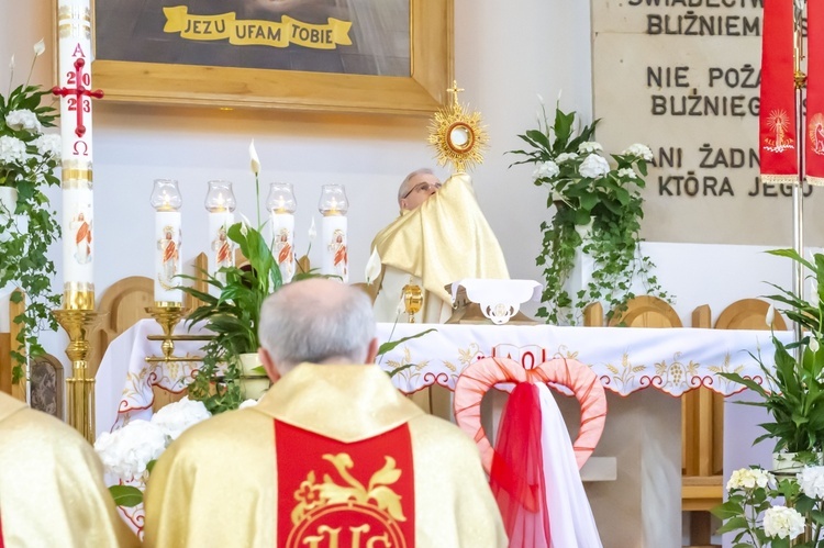 Msza św. odpustowa w parafii Miłosierdzia Bożego w Kudowie-Zdroju