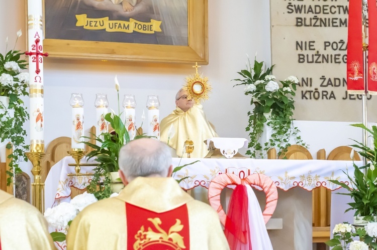 Msza św. odpustowa w parafii Miłosierdzia Bożego w Kudowie-Zdroju