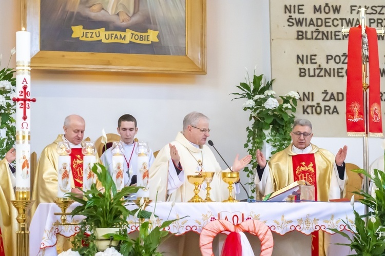 Msza św. odpustowa w parafii Miłosierdzia Bożego w Kudowie-Zdroju