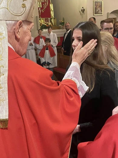 Świebodzice. Bierzmowanie u świętych ap. Piotra i Pawła