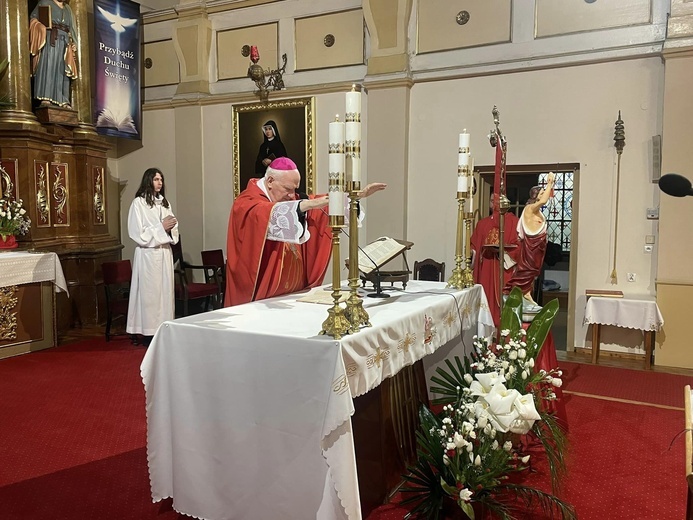 Świebodzice. Bierzmowanie u świętych ap. Piotra i Pawła