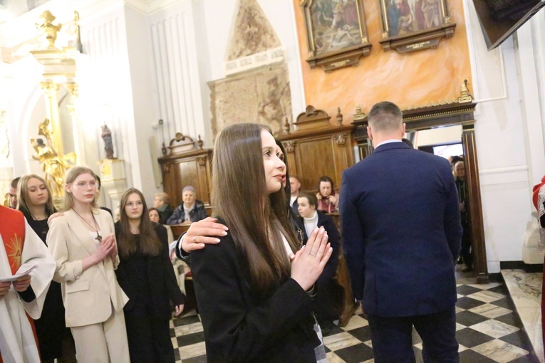 Bierzmowanie u św. Mateusza 