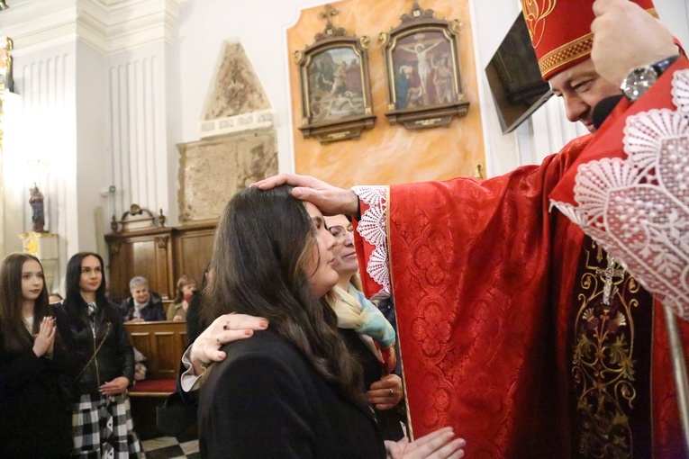 Bierzmowanie u św. Mateusza 