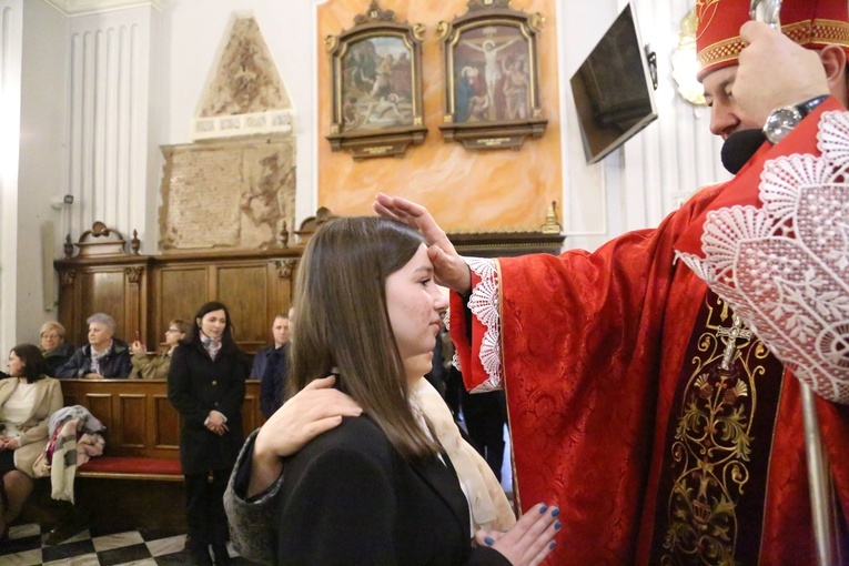 Bierzmowanie u św. Mateusza 