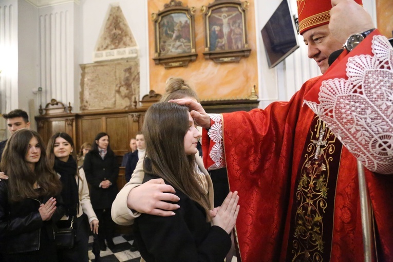 Bierzmowanie u św. Mateusza 