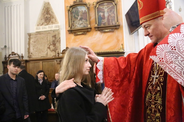Bierzmowanie u św. Mateusza 