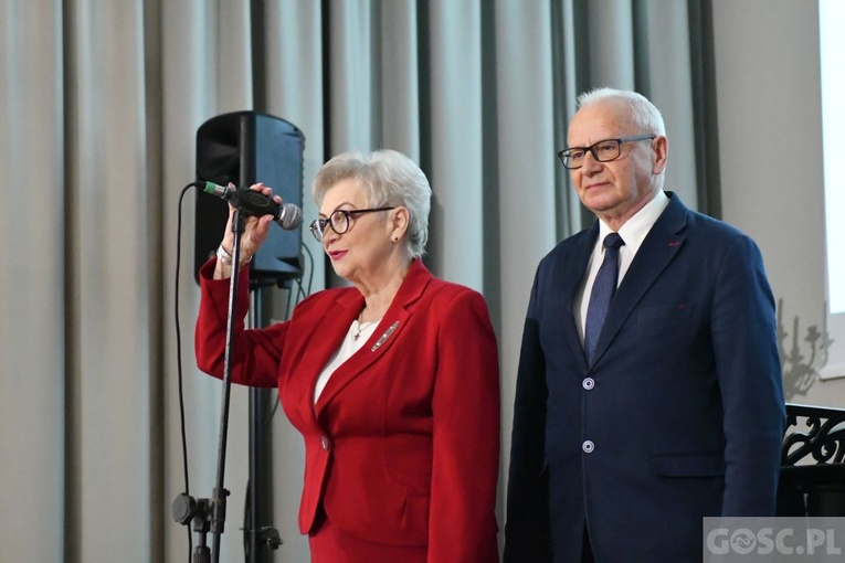 Statuetki "Człowiek Człowiekowi" wręczone