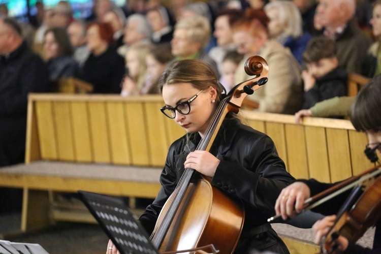 Koncert uwielbienia w Miłosierdziu
