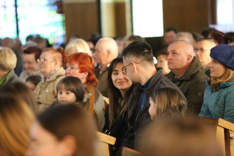 Koncert uwielbienia w Miłosierdziu