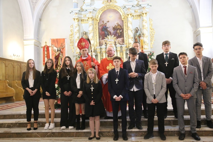 Bierzmowanie w Rzezawie