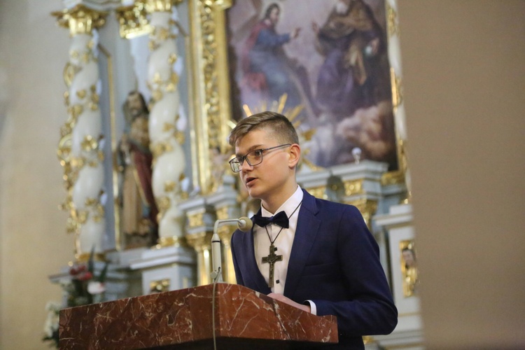 Bierzmowanie w Rzezawie