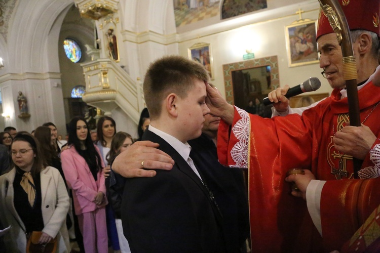 Bierzmowanie w Rzezawie