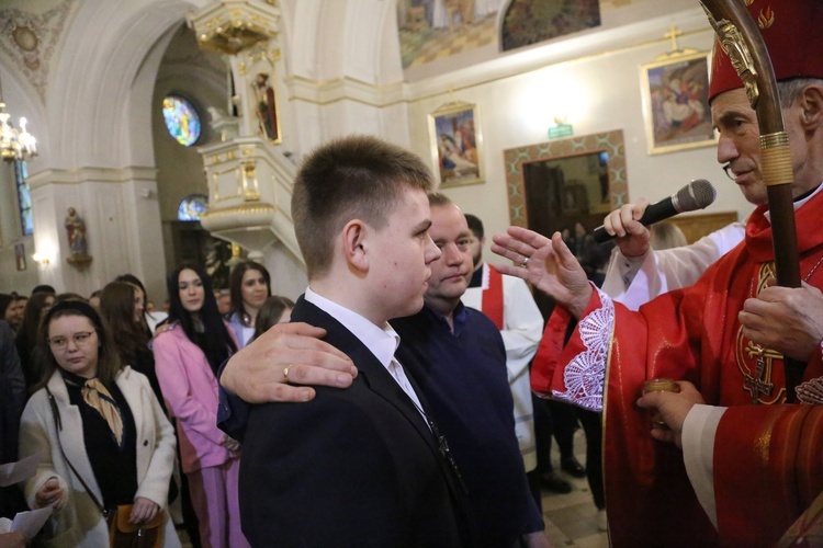 Bierzmowanie w Rzezawie