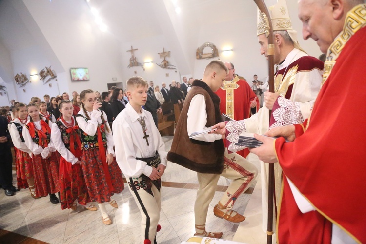 Bierzmowanie w Woli Piskulinej