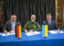 MON: ministrowie obrony Polski, Ukrainy i Niemiec podpisali list intencyjny ws. ustanowienia w Polsce centrum serwisowego Leopardów