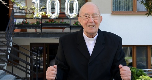 100. urodziny ks. Juliana Skowrońskiego