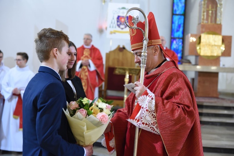 Bierzmowanie w par. Matki Bożej Anielskiej w Dębicy