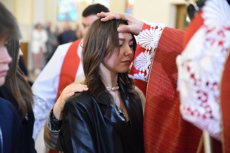 Bierzmowanie w par. Matki Bożej Anielskiej w Dębicy