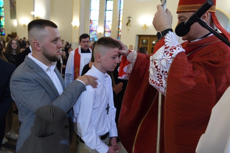 Bierzmowanie w par. Matki Bożej Anielskiej w Dębicy