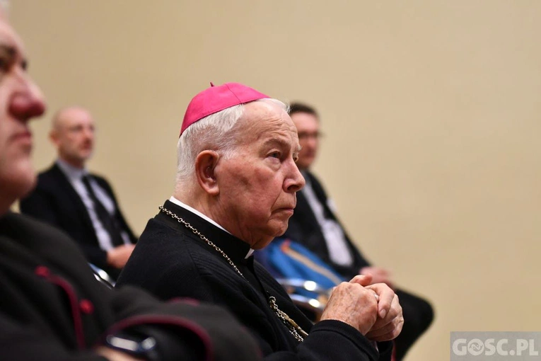 W Głogowie trwa XIV Ogólnopolska Konferencja Naukowa o drodze św. Jakuba