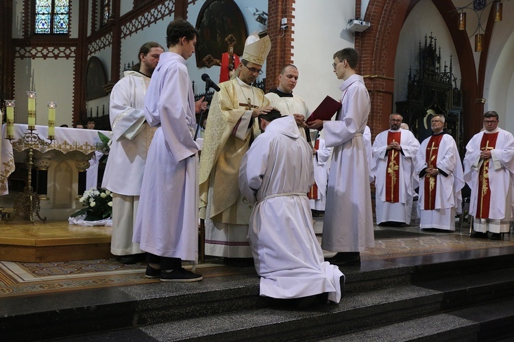 Święcenia diakonatu u franciszkanów we Wrocławiu 2023