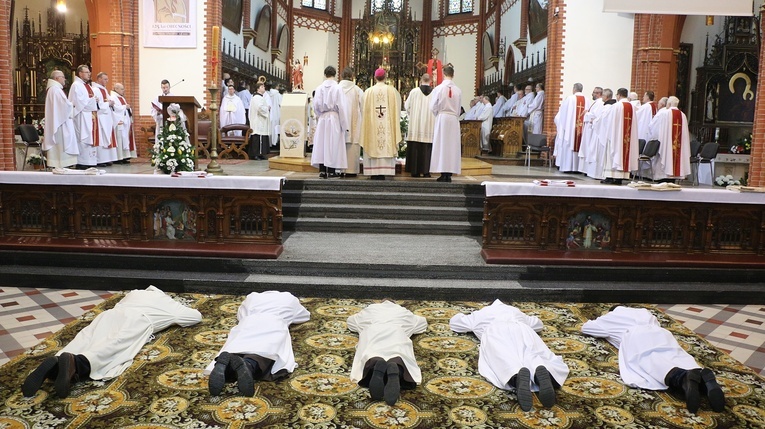 Święcenia diakonatu u franciszkanów we Wrocławiu 2023