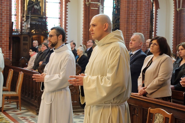 Święcenia diakonatu u franciszkanów we Wrocławiu 2023