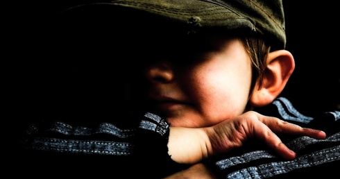 Czy dobrzy, kochający rodzice mogą przeoczyć depresję swojego dziecka? - debata o pomocy dzieciom w kryzysie psychicznym 