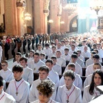 Promocja ceremoniarzy i lektorów w świdnickiej katedrze 