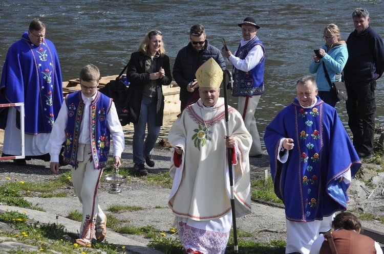 Sromowce Niżne. Uroczyste rozpoczęcie sezonu flisackiego