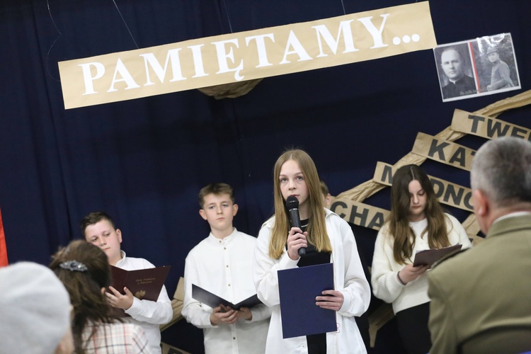 Rdziostów pamięta o ks. Niwie
