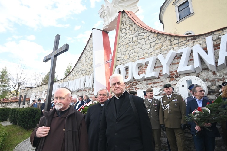 Odsłonięcie pomnika Dla Ciebie, Polsko