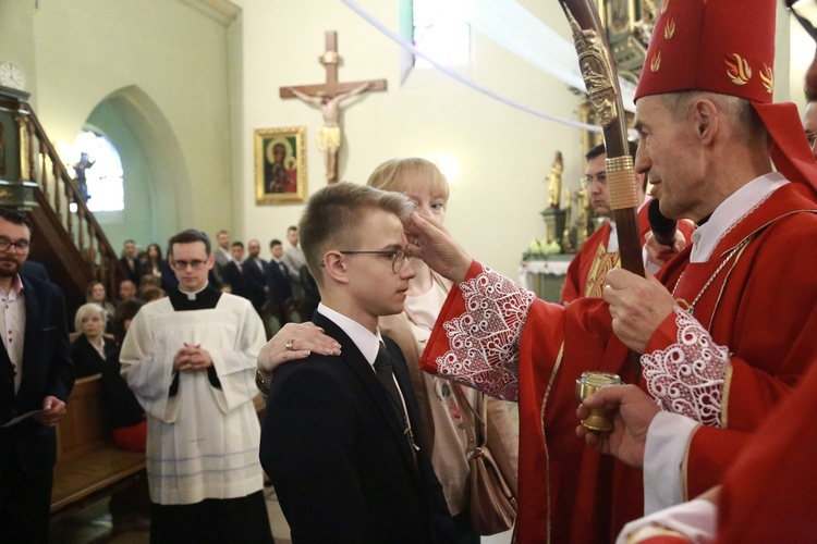 Bierzmowanie w Pleśnej