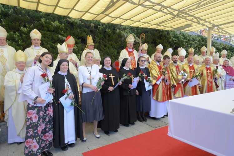 Wręczenie krzyży misyjnych w Gnieźnie