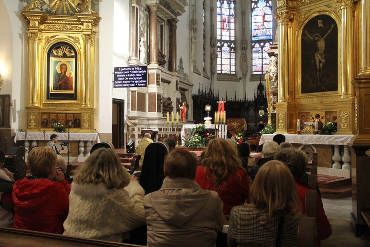 Forum "Eucharystia - miłująca Obecność" w Tarnowie