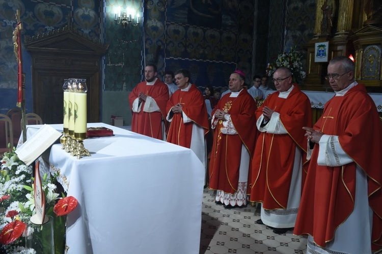 Bierzmowanie w Szczucinie