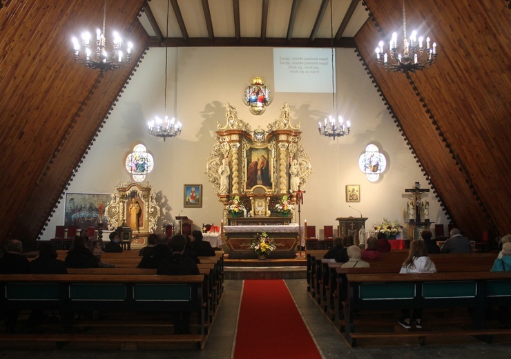 Karpacz. Zawierzą się przez ręce Matki Bożej