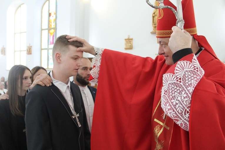 Bierzmowanie w Wojnarowej