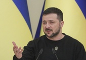 Prezydent Zełenski: okupowany Mariupol jest w 90 proc. zniszczony