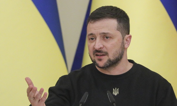 Prezydent Zełenski: okupowany Mariupol jest w 90 proc. zniszczony