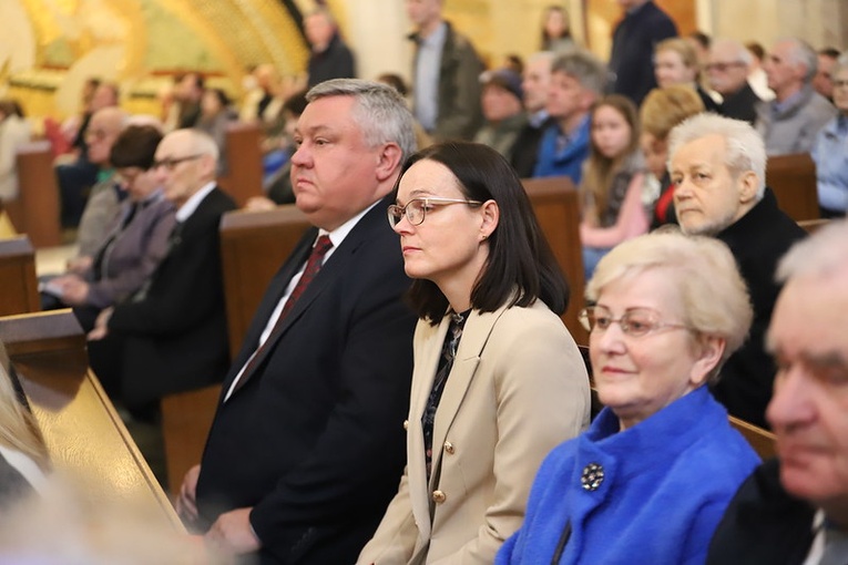 Obchody jubileuszu przyjęcia sakry biskupiej kard. Stanisława Dziwisza