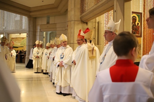 Obchody jubileuszu przyjęcia sakry biskupiej kard. Stanisława Dziwisza