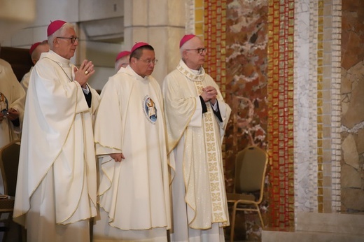 Obchody jubileuszu przyjęcia sakry biskupiej kard. Stanisława Dziwisza