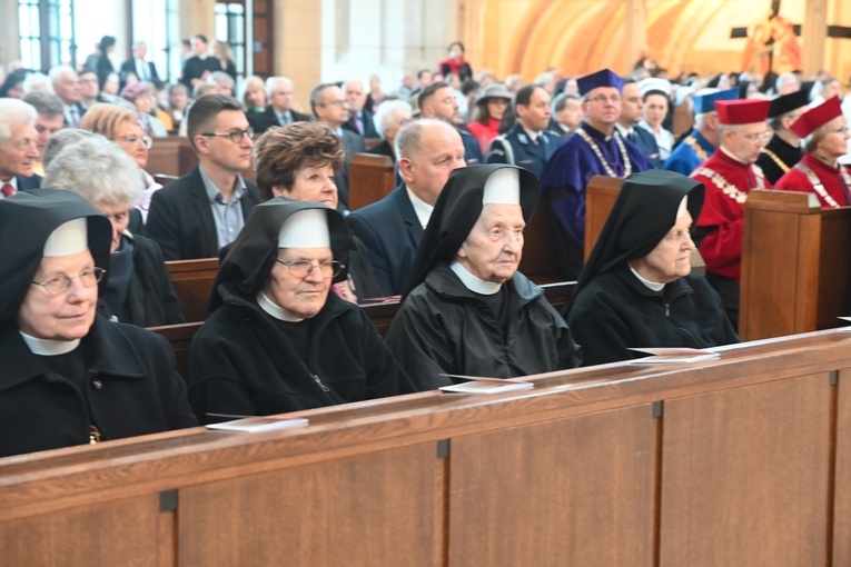 Obchody jubileuszu przyjęcia sakry biskupiej kard. Stanisława Dziwisza - cz.2