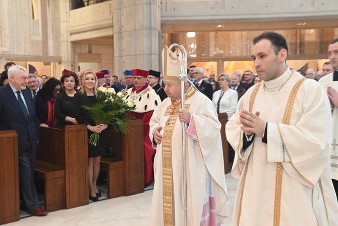 Obchody jubileuszu przyjęcia sakry biskupiej kard. Stanisława Dziwisza - cz.2